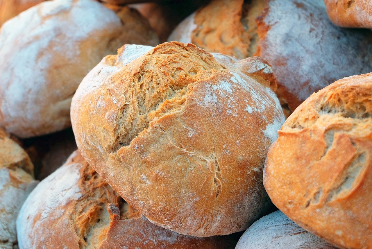 entdecken sie die kunst des brotbackens mit unseren tipps und rezepten. erleben sie den geschmack von frisch gebackenem brot in ihrem eigenen zuhause.