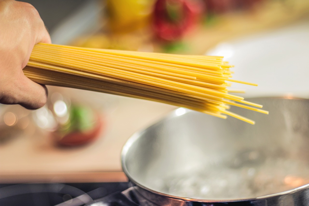 entdecken sie die kunst des slow cooking – leckere, nahrhafte gerichte, die mit viel liebe und geduld zubereitet werden. genießen sie die intensivierten aromen und die köstliche vielfalt, die diese langsame kochtechnik bietet.