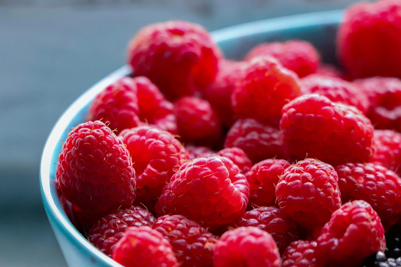 entdecken sie die köstliche welt der beeren! von saftigen erdbeeren bis hin zu süßen himbeeren – erfahren sie alles über ihre gesundheitlichen vorteile, rezepte und anbautechniken. lassen sie sich inspirieren und genießen sie die vielfalt der beeren!