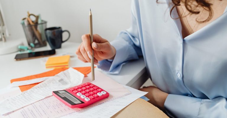 erfahren sie, wie effektives finanzmanagement unternehmen unterstützt, optimale finanzielle entscheidungen zu treffen, kosten zu kontrollieren und langfristiges wachstum zu fördern.