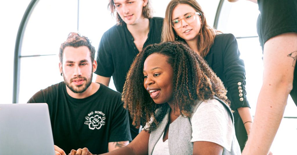 entdecken sie effektive marketingstrategien, um ihr unternehmen zu fördern und ihre zielgruppe erfolgreich zu erreichen. erfahren sie, wie sie durch gezielte maßnahmen ihre marktpräsenz steigern können.