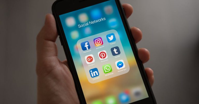 entdecken sie die kunst des networking: strategien, tipps und ressourcen, um wertvolle kontakte zu knüpfen und ihr berufliches netzwerk erfolgreich auszubauen.